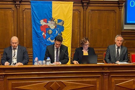Rendkívüli ülés lesz szerdán Vásárhelyen