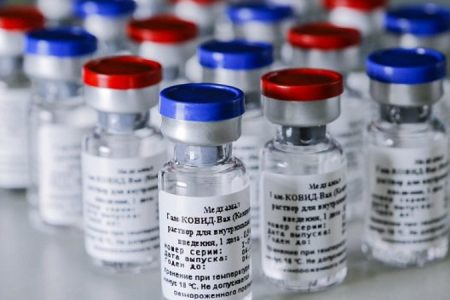 Magyarországon vannak az első orosz vakcinák