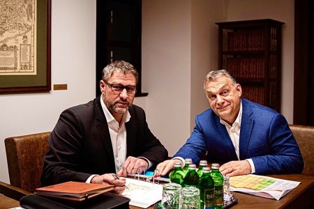 Simonka sem indul jövőre