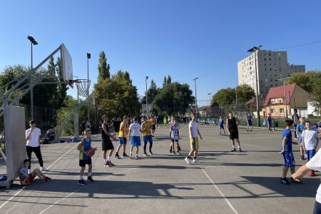 Újra streetballt rendezett a Kosársuli Vásárhelyen