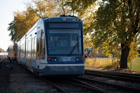 Baleset miatt állt a tram-train