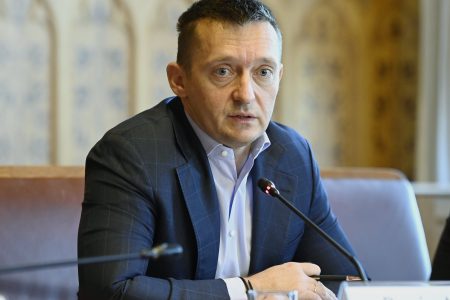 Rogán erkölcsi elégtételt vár el