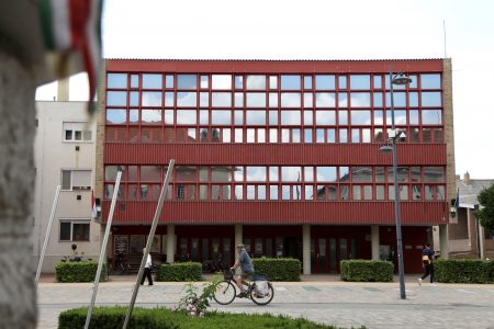 Már csak tíz nap van a Bessenyei bérlet megújítására