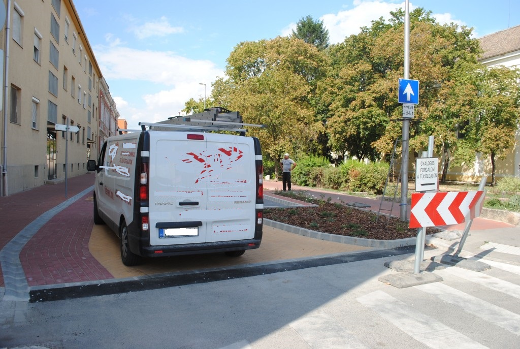 Szent Antal utca (8)