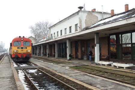 Elgázolt a vonat egy embert a vásárhelyi állomáson