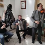 Ételosztás a visszhang utcai olvasókörben (7)