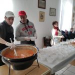 Ételosztás a visszhang utcai olvasókörben (9)