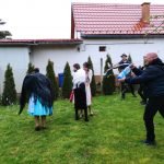 Kankalin néptáncegyüttes locsolkodik (13)