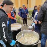 húsvéti ételosztás (19)