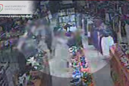 Öt percet késett a munkahelyéről, majd megverte a főnökét – videó