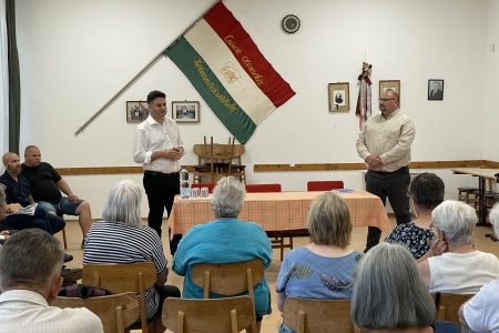 Lakossági fórum volt a Csúcsban