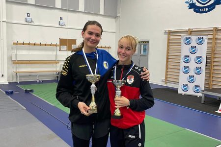 Vásárhelyre került a Junior Női Tőr Magyar Kupa ezüstérme