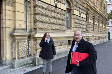Balhés per – rátámadott a Hódpress tudósítójára Tatár Zoltán