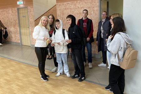 Környékbeli településekről is jöttek az Eötvös nyílt napjára