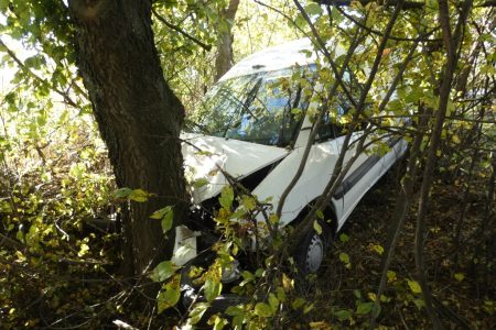 Nyolcan súlyosan, harmincöten könnyebben sérültek meg tegnap balesetben