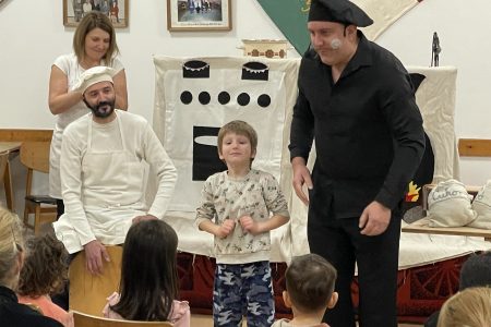 Frenetikus gyerek-délután a Csúcsi Olvasókörben