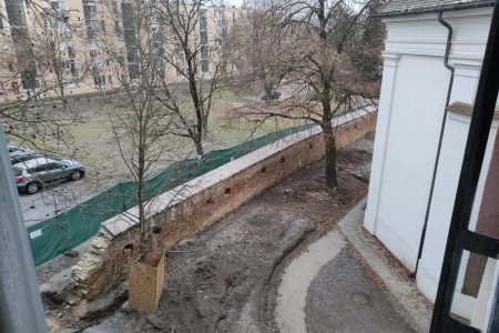Kétszeresen is védelem alá került az ótemplomi védfal