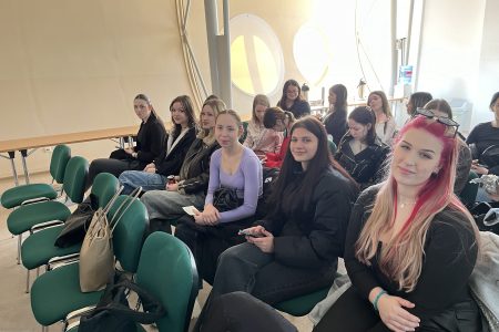 Értékes szakmai programon jártak az Eötvös diákjai