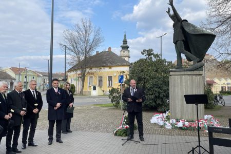 Gyöngyösi Ferenc: Amit a márciusi ifjak elkezdtek, nekünk folytatnunk kell!