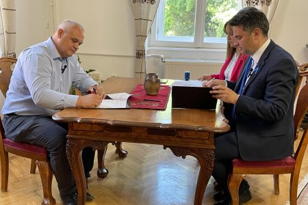 30 millióval többért kátyúznak idén