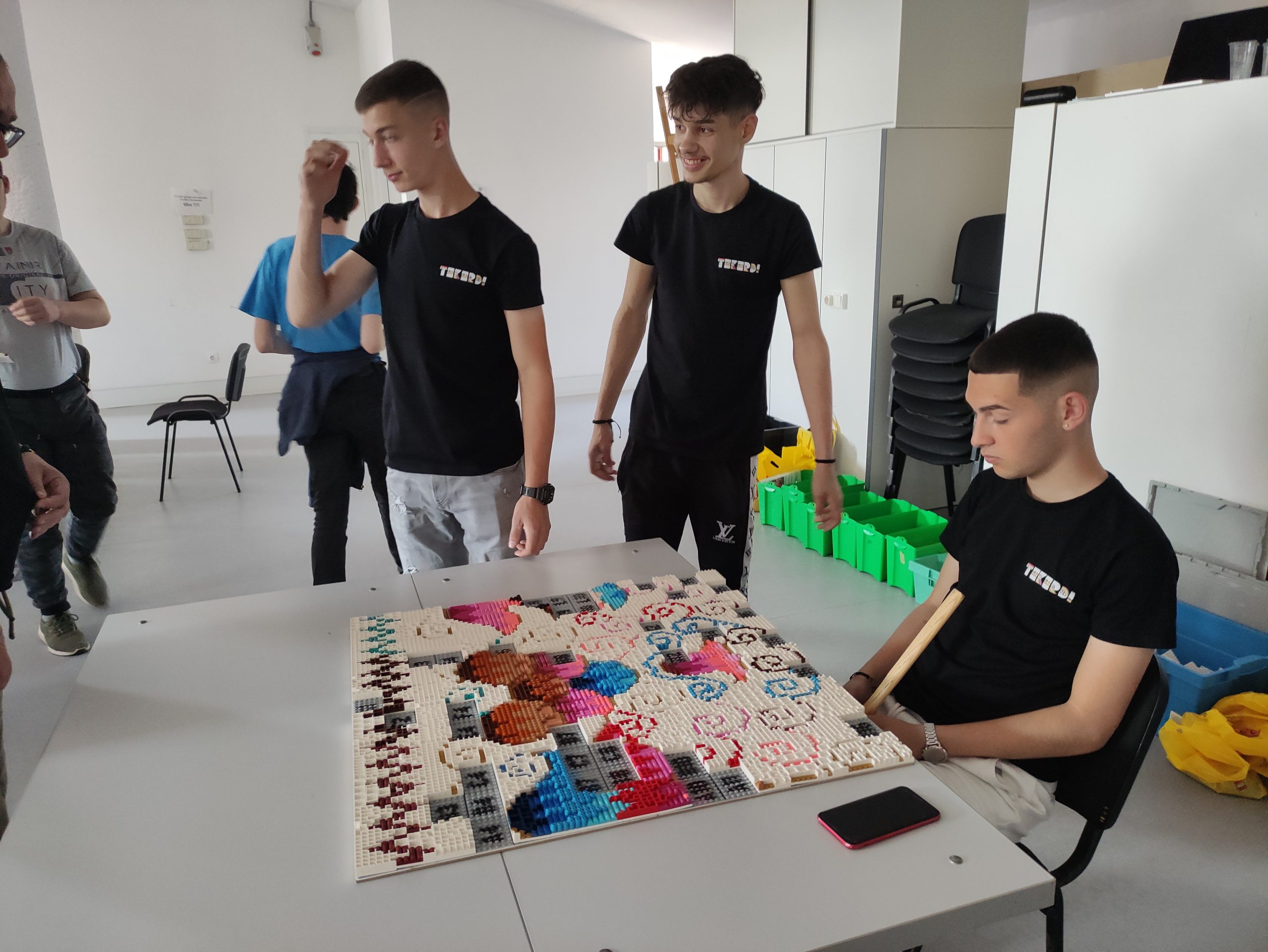 LEGOP vásárhelyi hímzés (2)