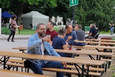 Százféle sörrel robban be Vásárhelyre a nyár