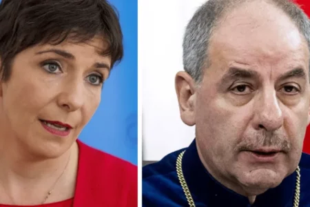 Elutasította Dobrev Klára feljelentését az ügyészség