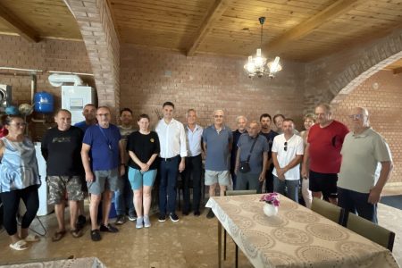Harminc éve él a Vásárhely-Vásárhely barátság