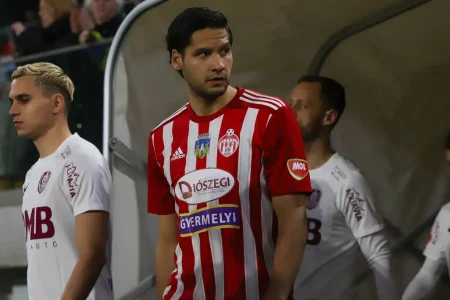 Kecskés Ákossal szerződést bontott a klubja