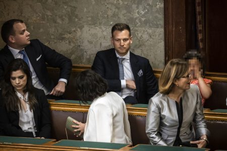 Mészáros átlépte az ezermilliárdot, Tiborcz megduplázta vagyonát