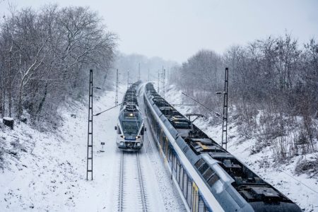 A MÁV szerint novemberben 10-ből 7 vonat közlekedett pontosan