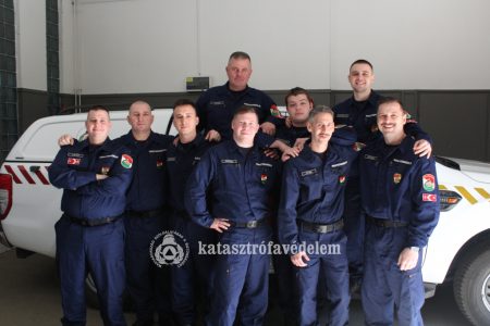 Új tűzoltók szereltek fel Hódmezővásárhelyen is