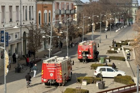 Riadalmat okoztak a tűzoltóautók a Rapcsákon