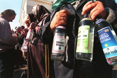 Betiltanák a hétvégi alkoholárusítást Oroszországban