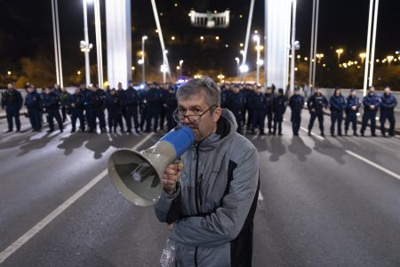 A Kúria nem engedélyezte az Erzsébet híd 24 órás blokádját
