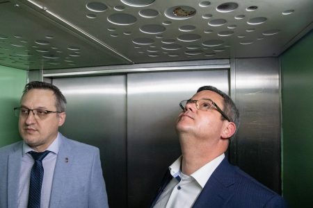 Az egészségügyi államtitkár szerint biztosan lesznek nyáron leálló klímák a kórházakban