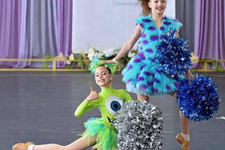 Európa Bajnokságra mehet az Emerald Dance két tehetséges táncosa