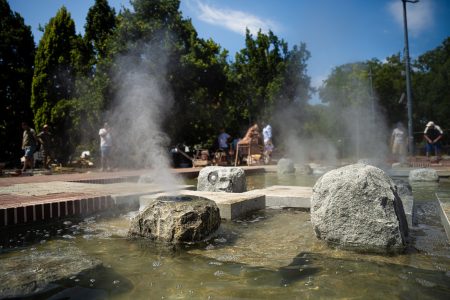 Sikeresen tesztelték a Kossuth téri látványmedencét