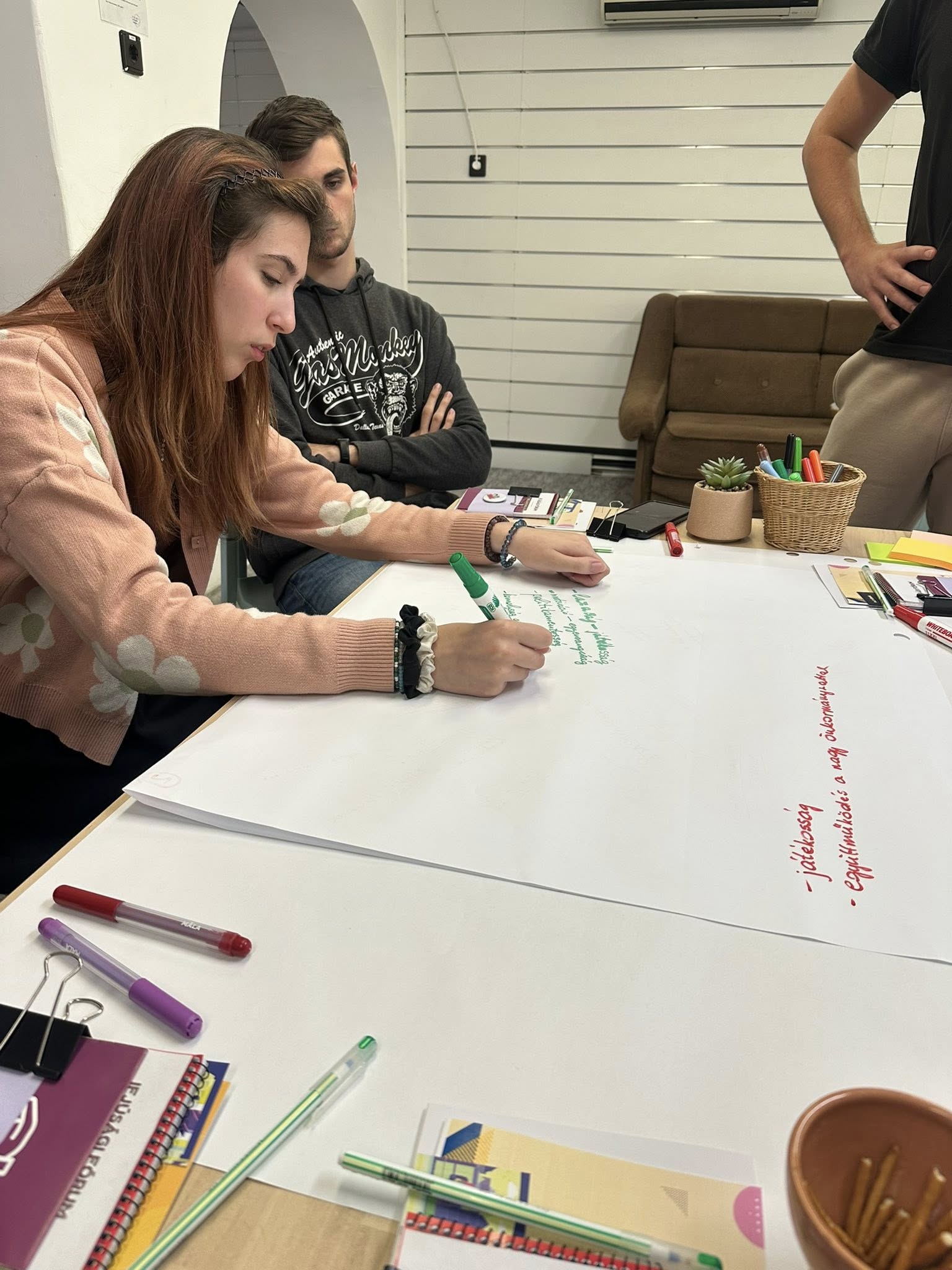 556815128_122217197804268384_7135218396797096358_n