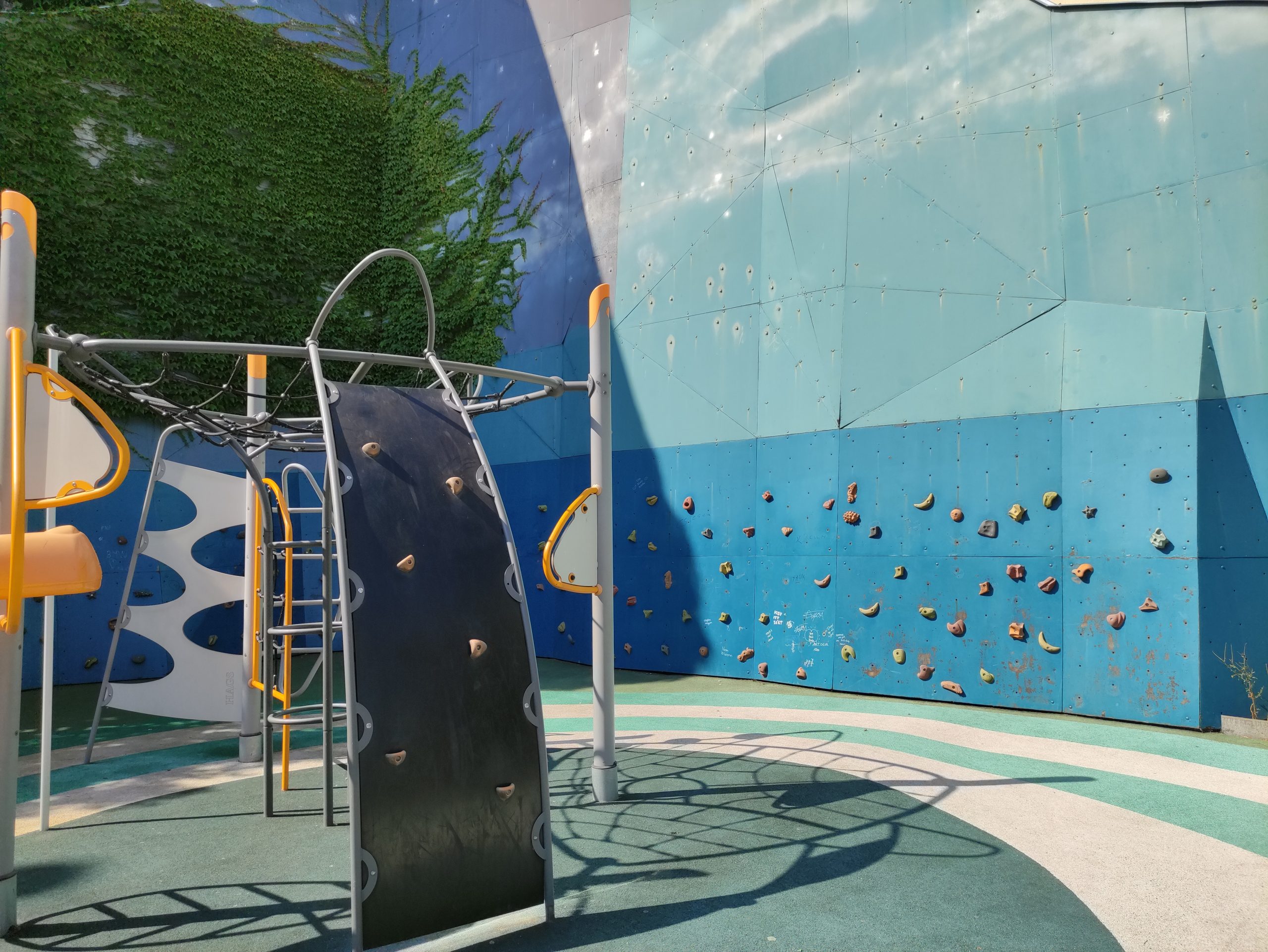 Mászófal Vásárhelyen (2)