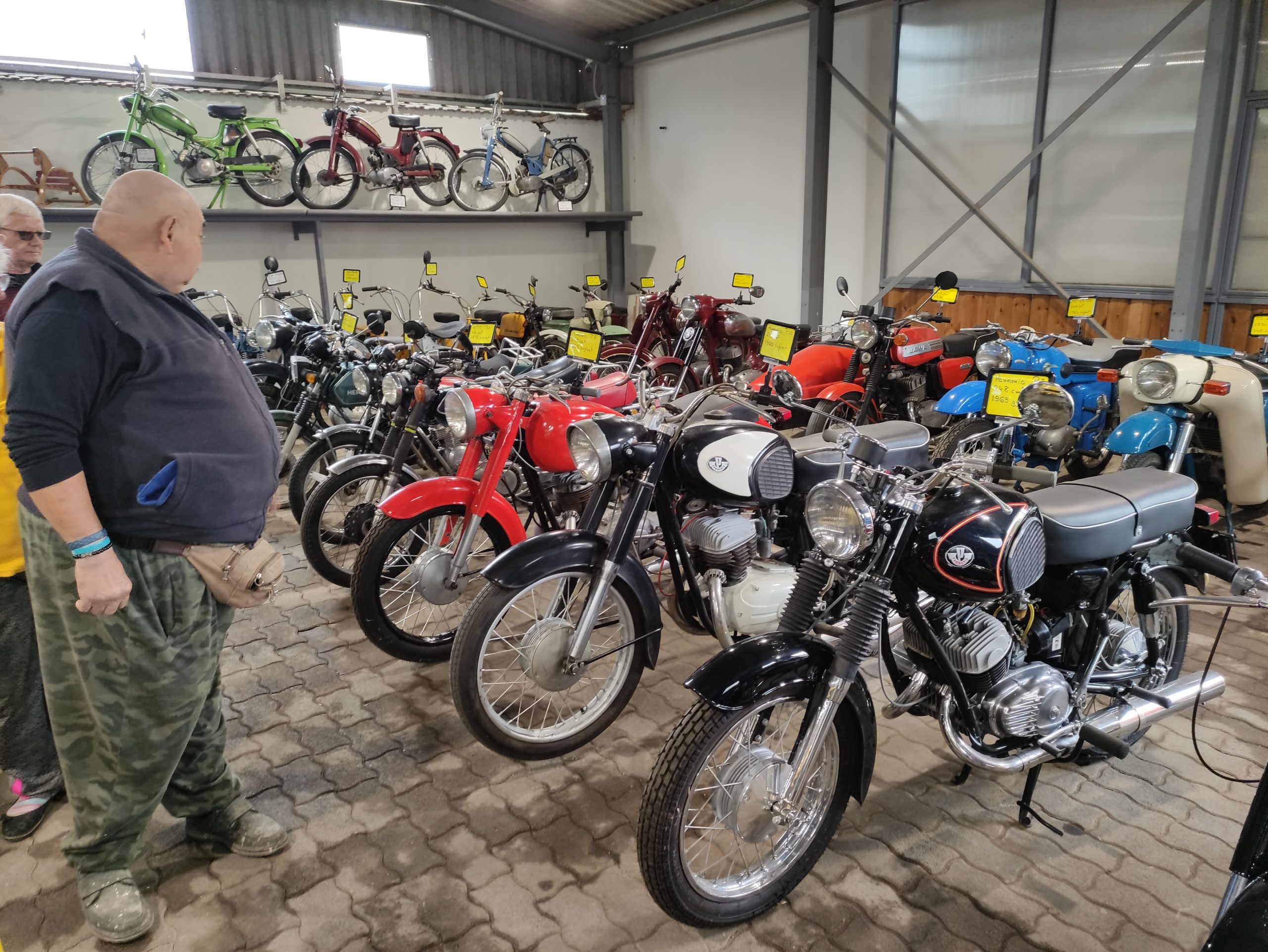 Robinson 40 retro múzeum (4)