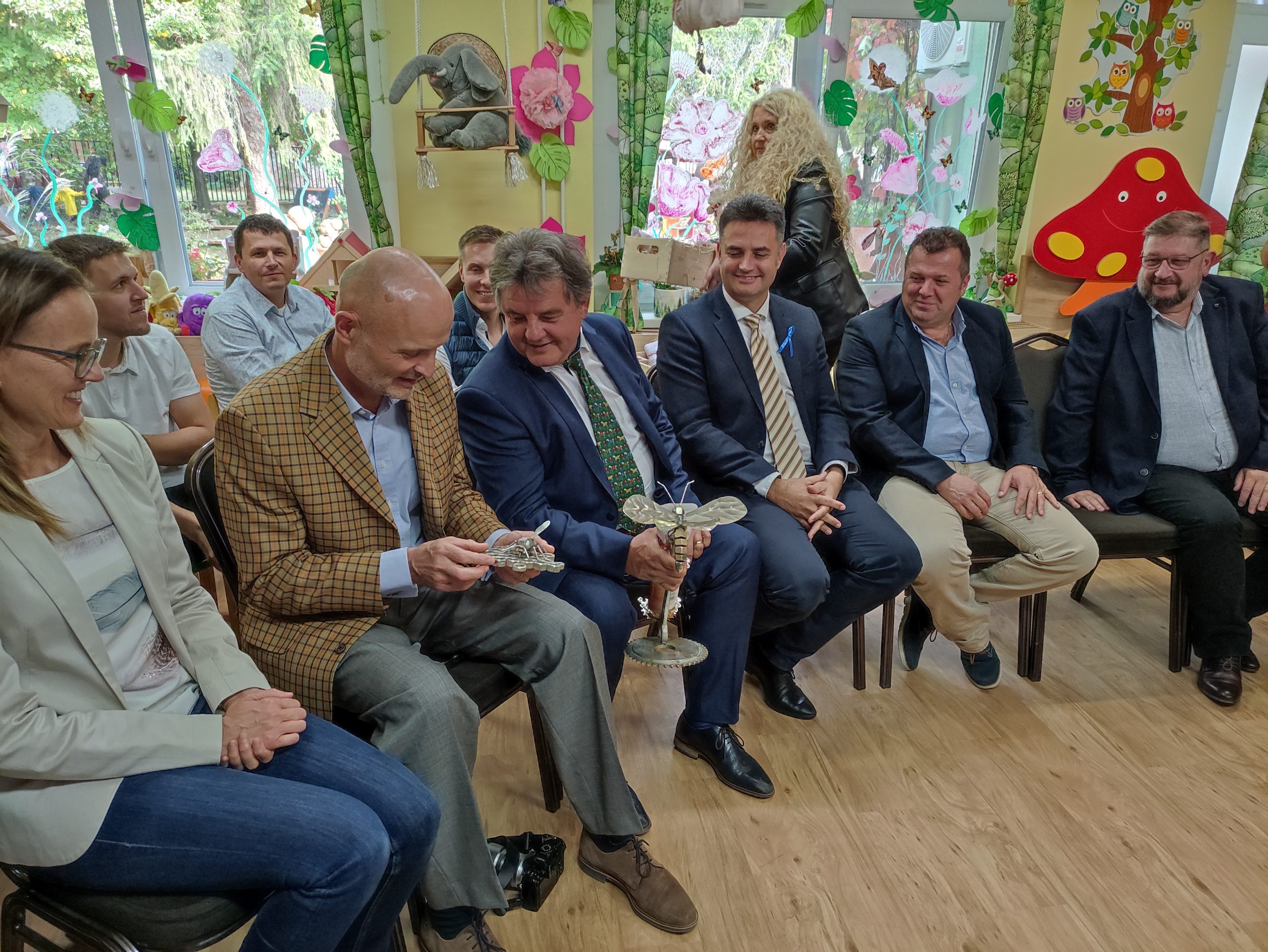 Szabadság téri óvoda felújított mosdó avatása (36)