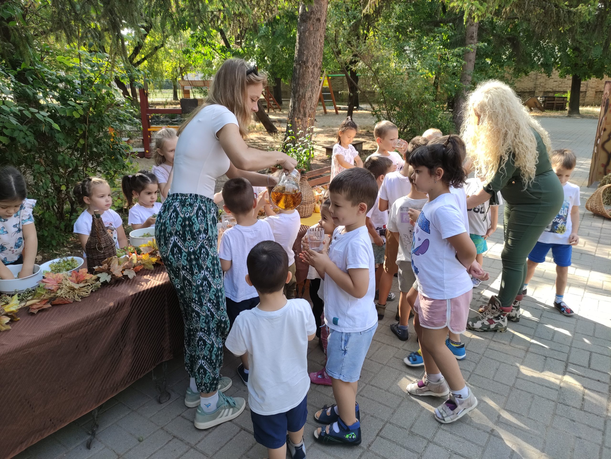 szüretelnek a Klímanócskák (52)