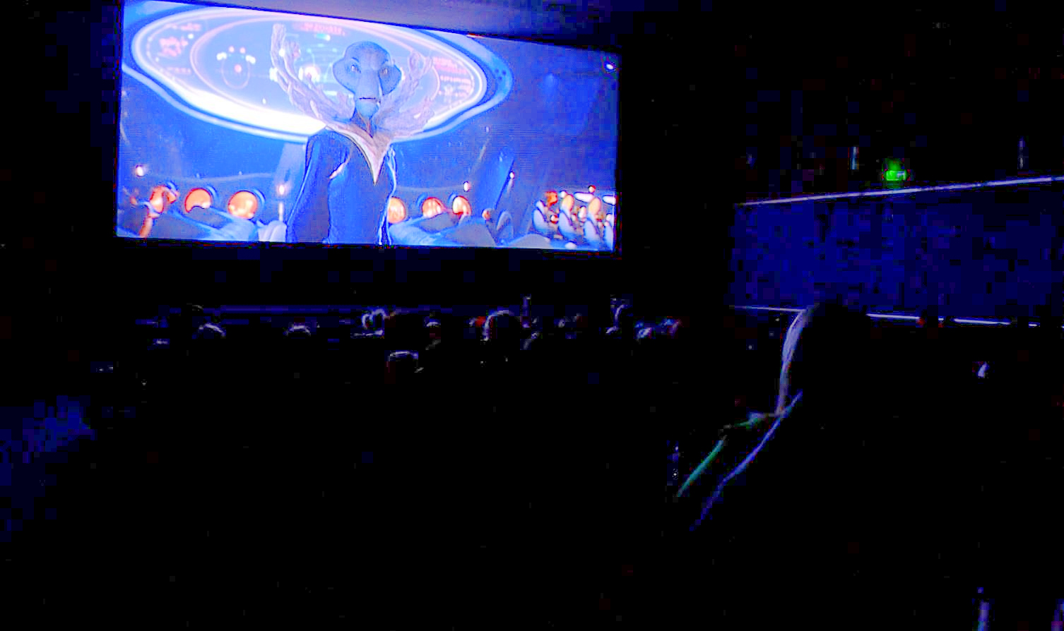 Kultikmozi vetítés (58)