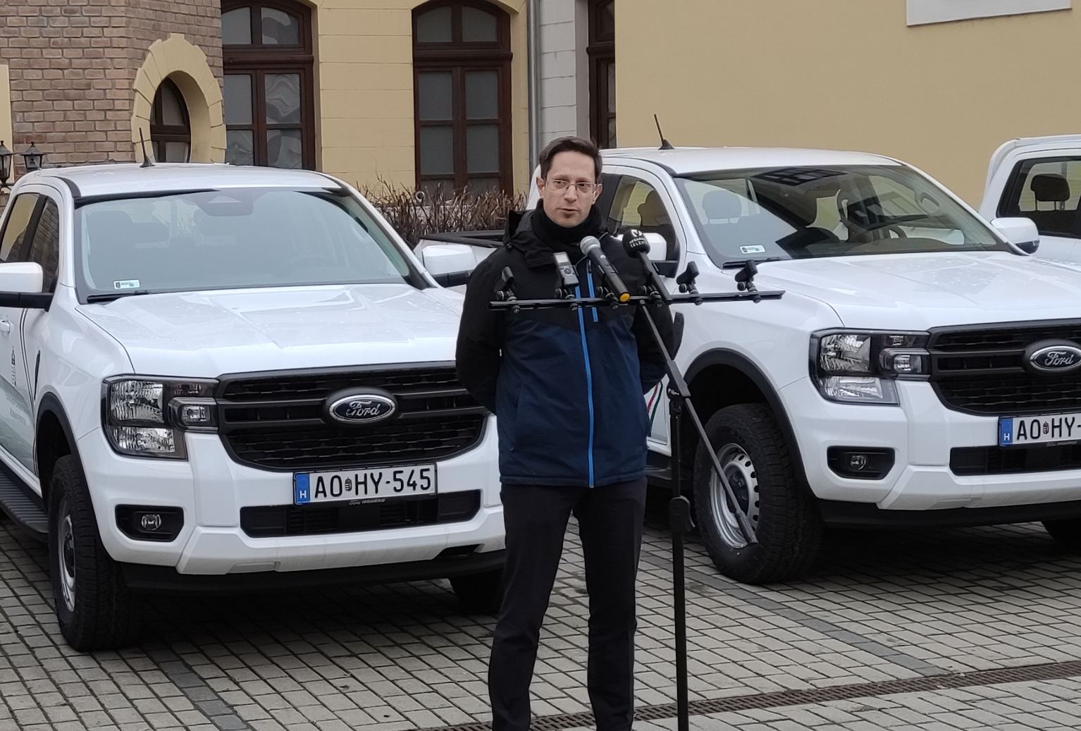 kormányhivatal Ford Rangers (1)