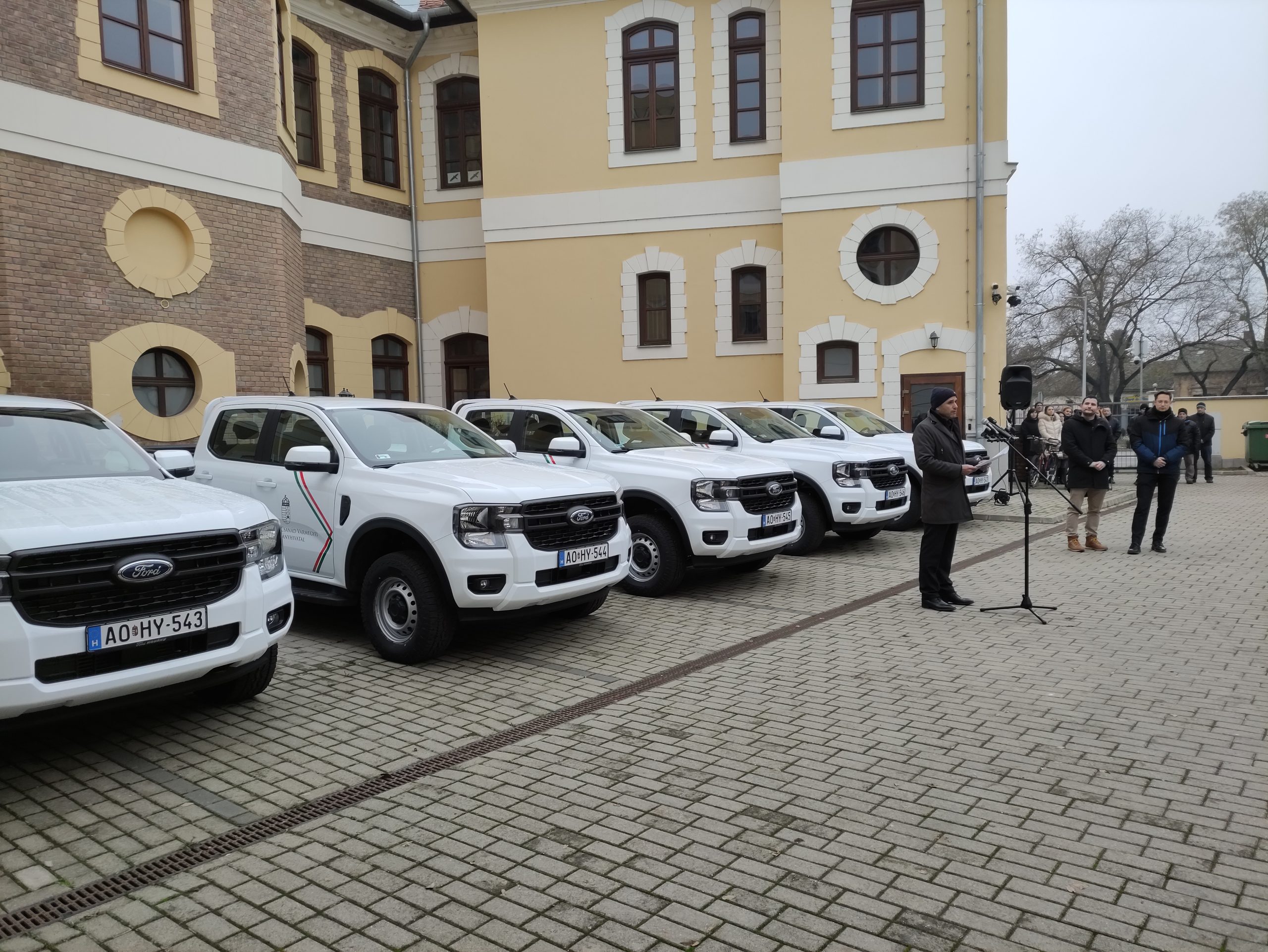 kormányhivatal Ford Rangers (7)