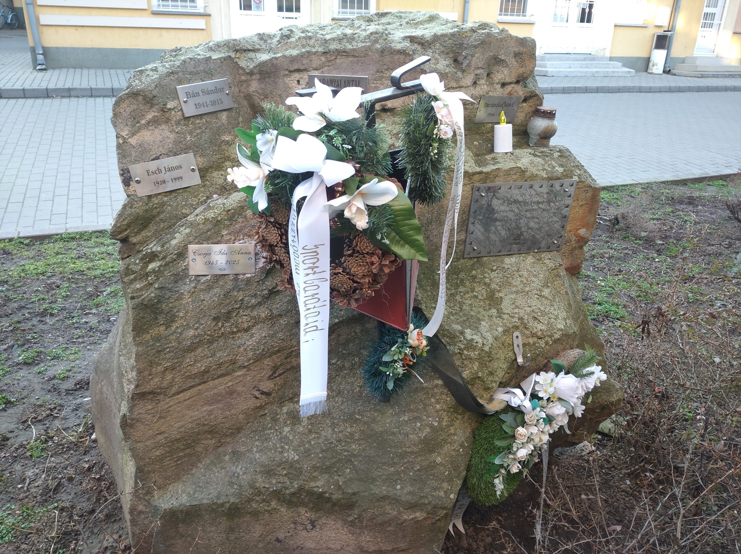 Csorja Ida emléktábla 5