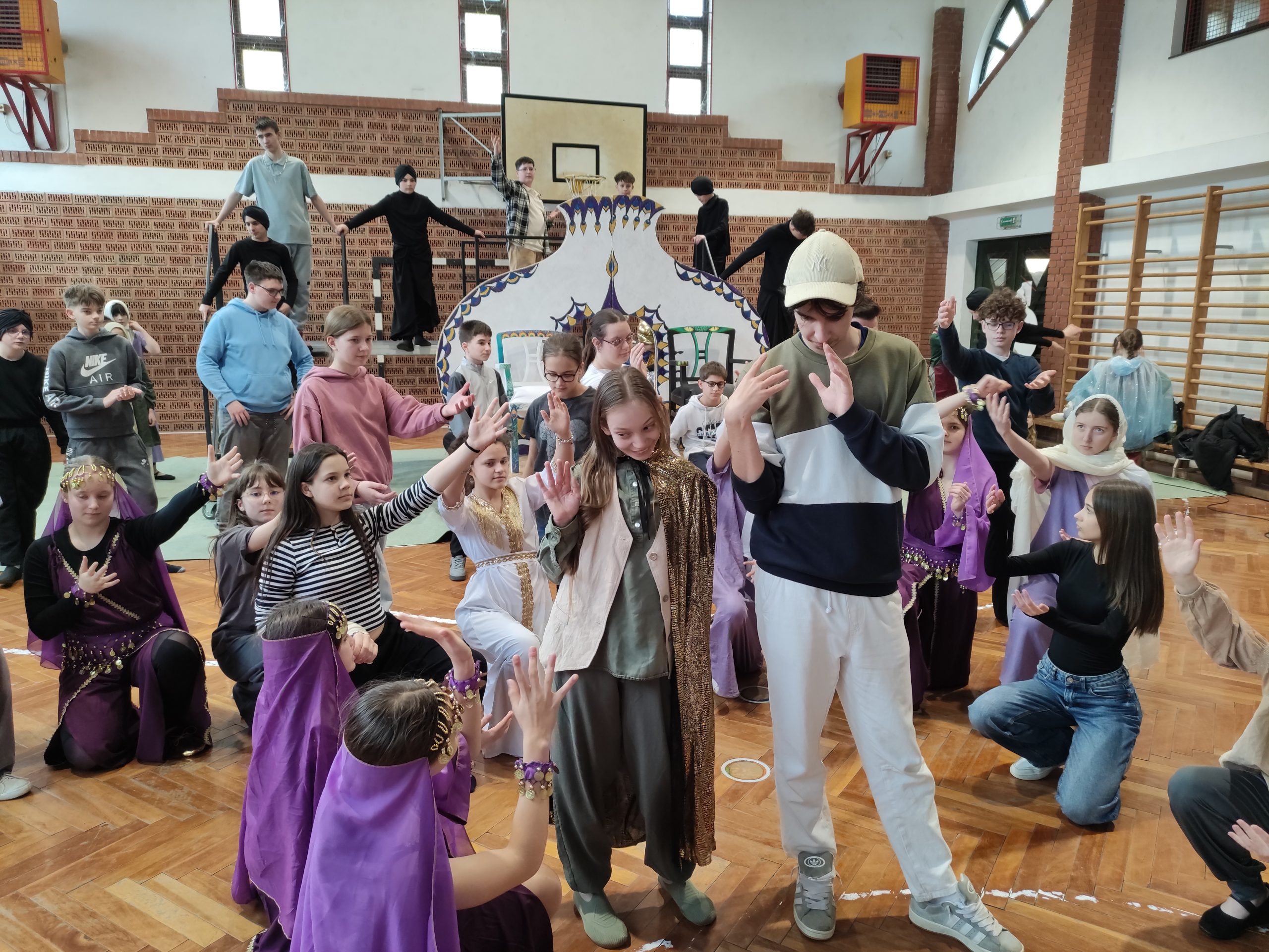 Ezeregy éjszaka jelmezes próba (25)