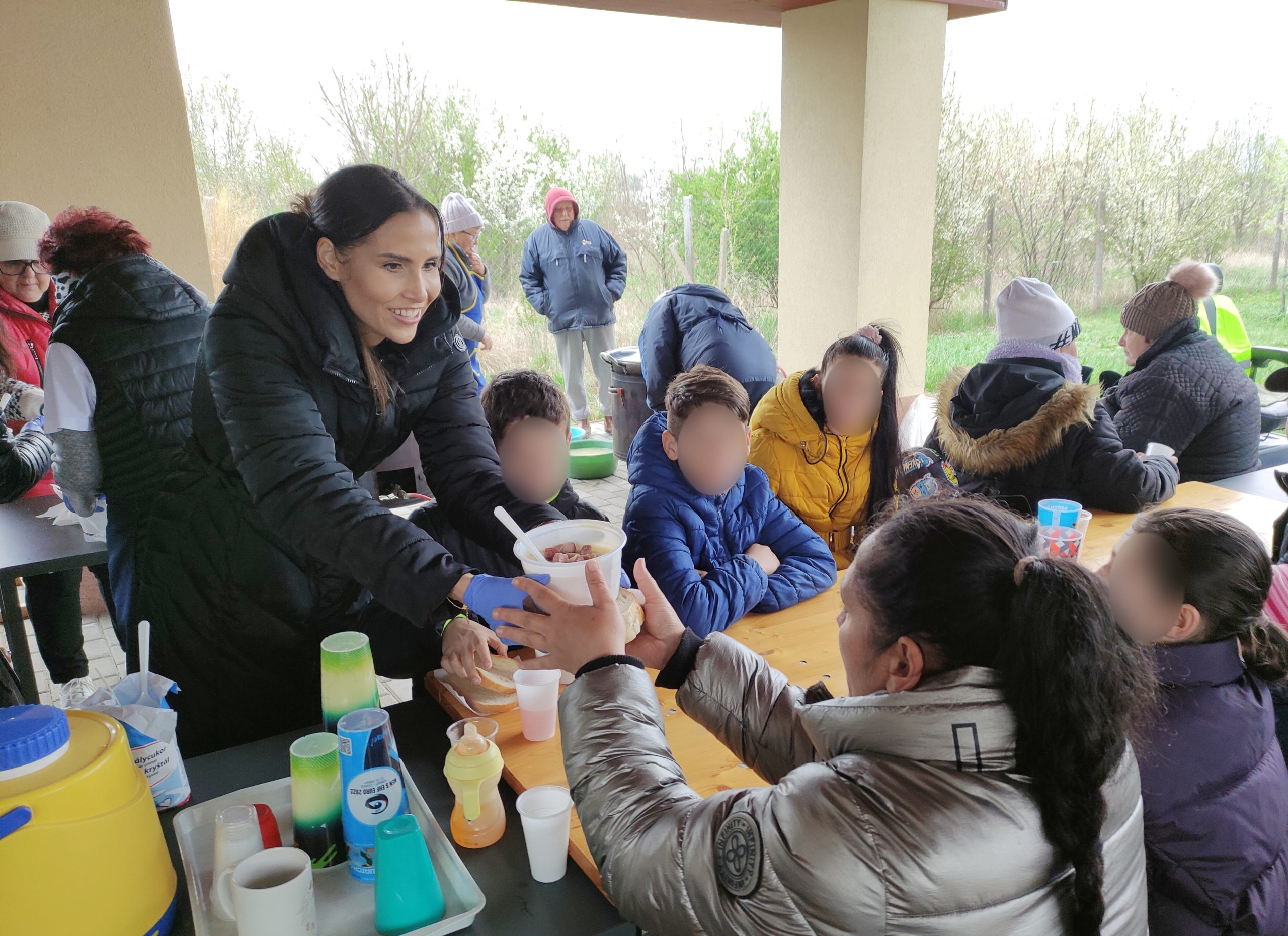 ételosztás észak utca (10)