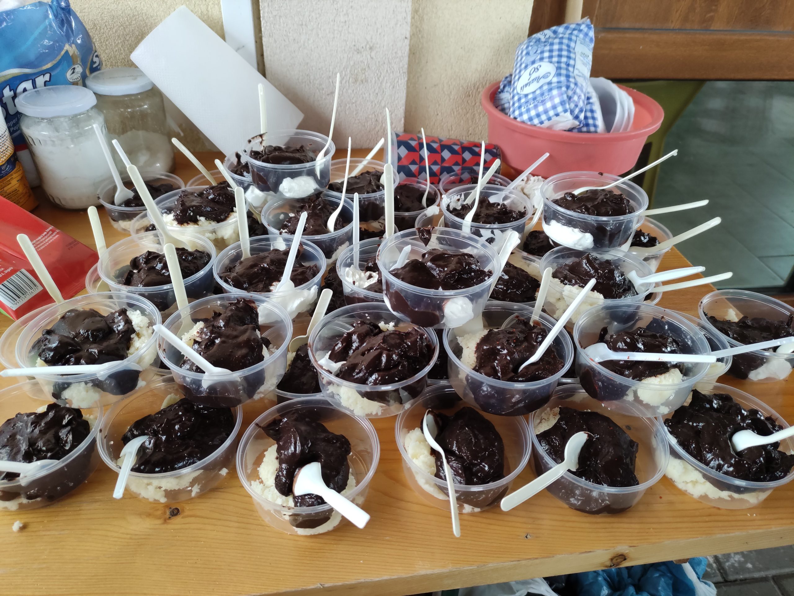 ételosztás észak utca (11)